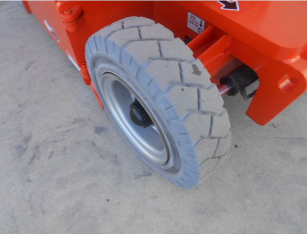 JLG E300 AJP
