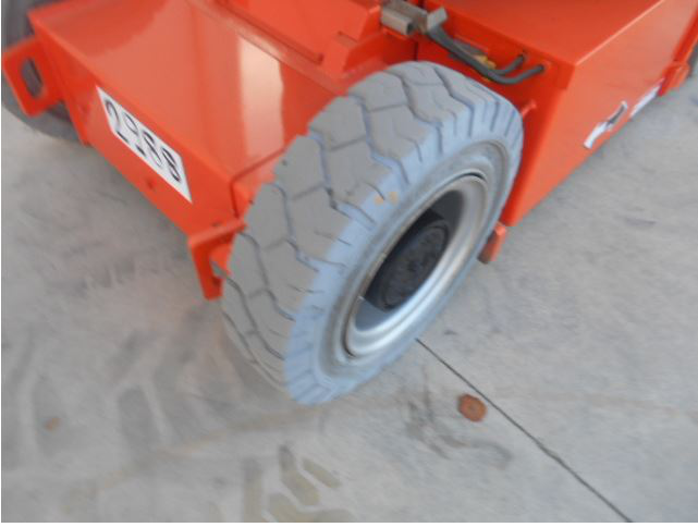 JLG E300 AJP